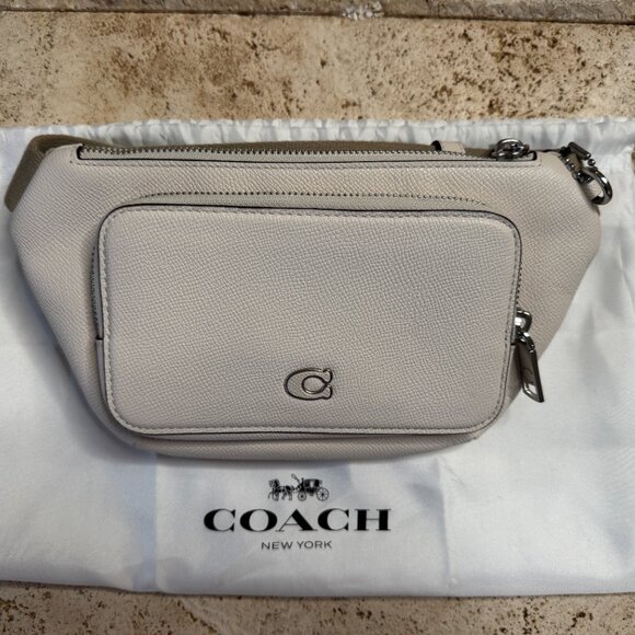 COACH Belt Bag in Crossgrain Leather - Chalk - NWOT - Picture 2 of 4